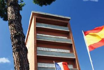 Hotel, Raganelli