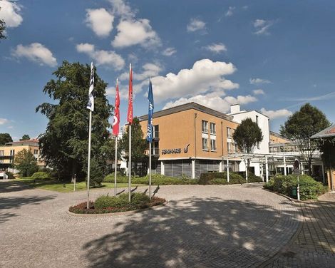 Seminaris Seehotel Potsdam-2