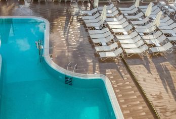 Hotel, Hotel Triton Beach