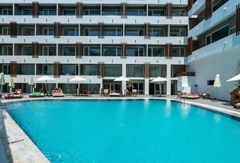 Castellum Suites