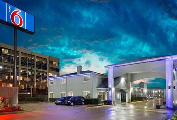 Hotel, Motel 6 Houston, TX - I-10 West