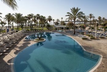 Hotel, CM Castell de Mar