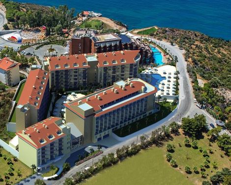 Ramada Hotel & Suites by Wyndham Kusadasi-2