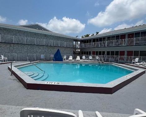 Garden Inn Homestead-0