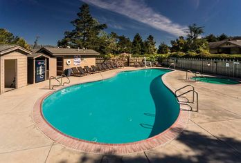 Hotel, Cambria Pines Lodge