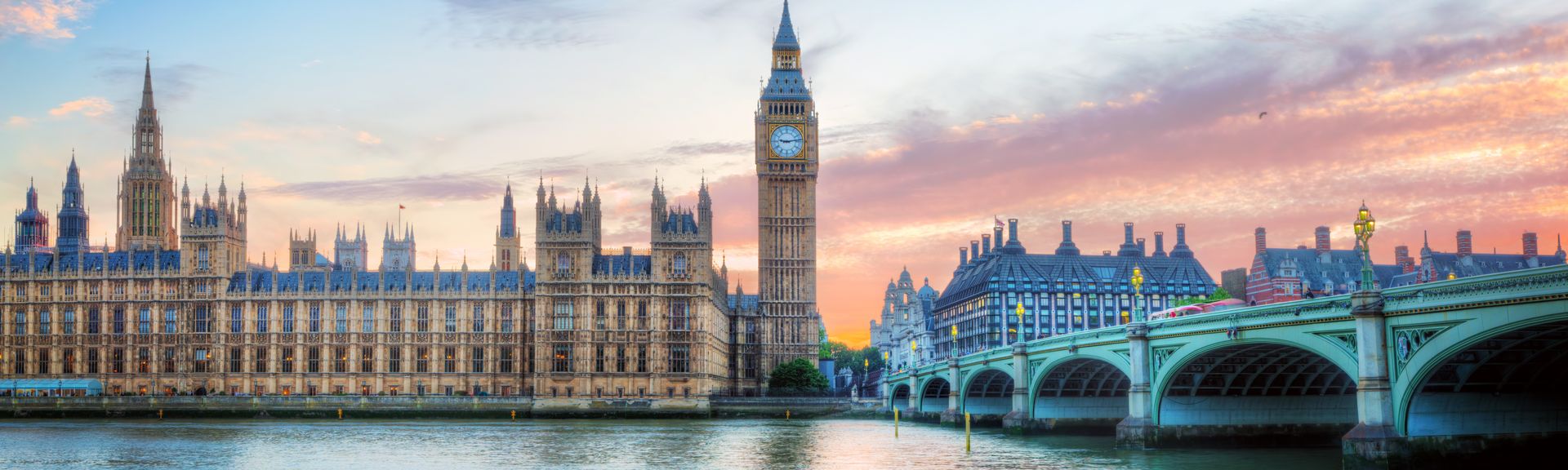 Big Ben und das Westminster Parlament im Sonnenuntergang