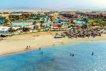 Hotel, Titanic Palace