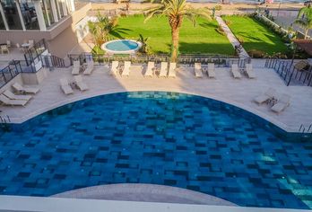 Premier Nergis Beach Hotel