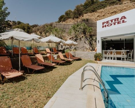 Petra Hotel-1