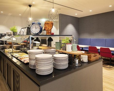 LOGINN Hotel Berlin Airport-2