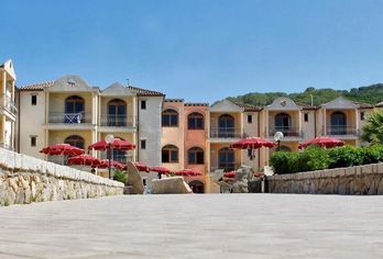 Hotel, Club Esse Posada