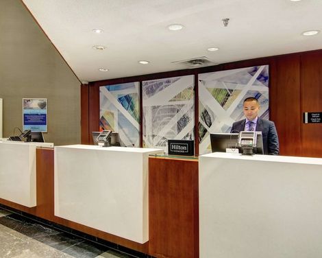 DoubleTree by Hilton Hotel Toronto Downtown-4
