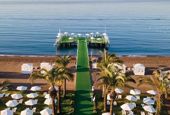 Miracle Resort Hotel