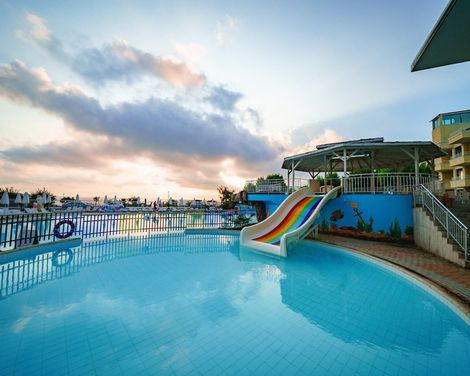 Perla Beach Holiday Club-1