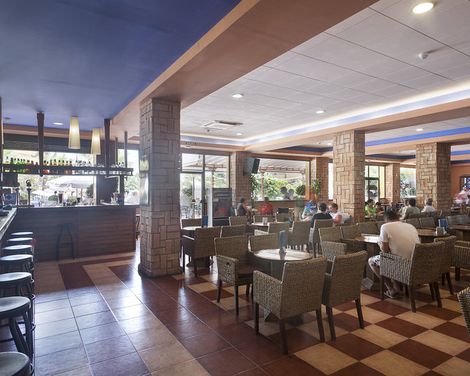 Best Alcázar Hotel & Apartamentos-2