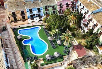 Occidental Pueblo Acantilado