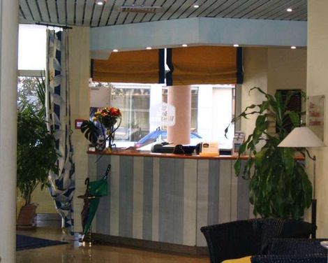 easyHotel Nice Palais des Congrès - Old Town-2