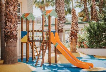 Hotel, Hotel Palas Pineda