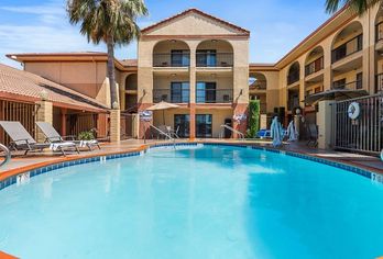 Hotel, Best Western Plus Executive Inn & Suites