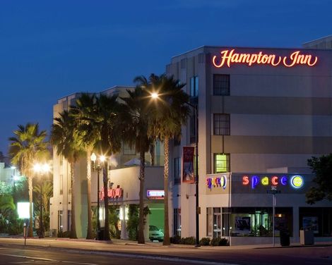 Hampton Inn San Diego Downtown-2