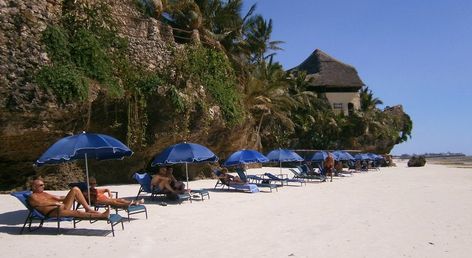 Bahari Beach Hotel