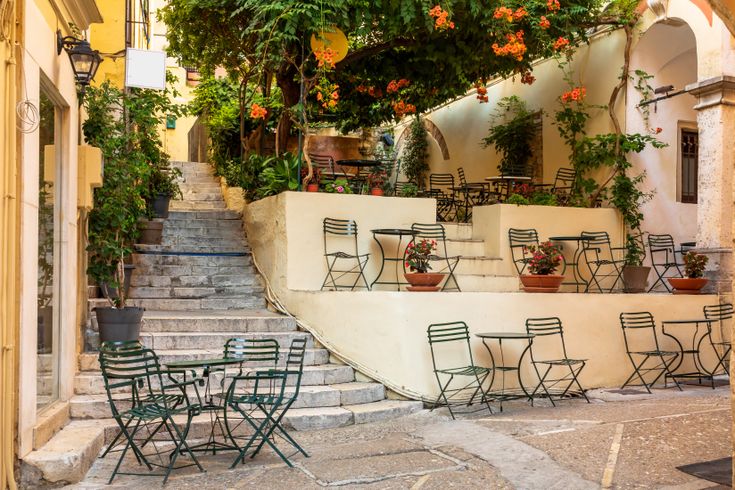 Blick in eine Altstadtgasse von Korfu