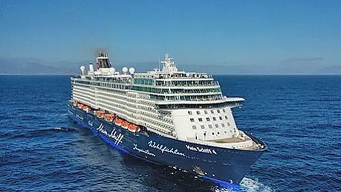 Mein Schiff 4