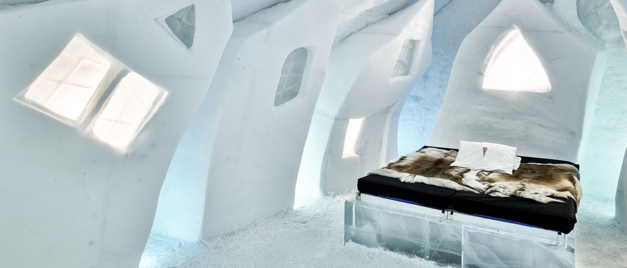 Einmaliges Übernachtungserlebnis im Eishotel in Kiruna