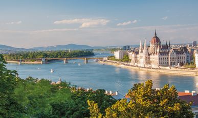 Frühbucher 2027: Spektakuläre Metropolen der Donau erleben