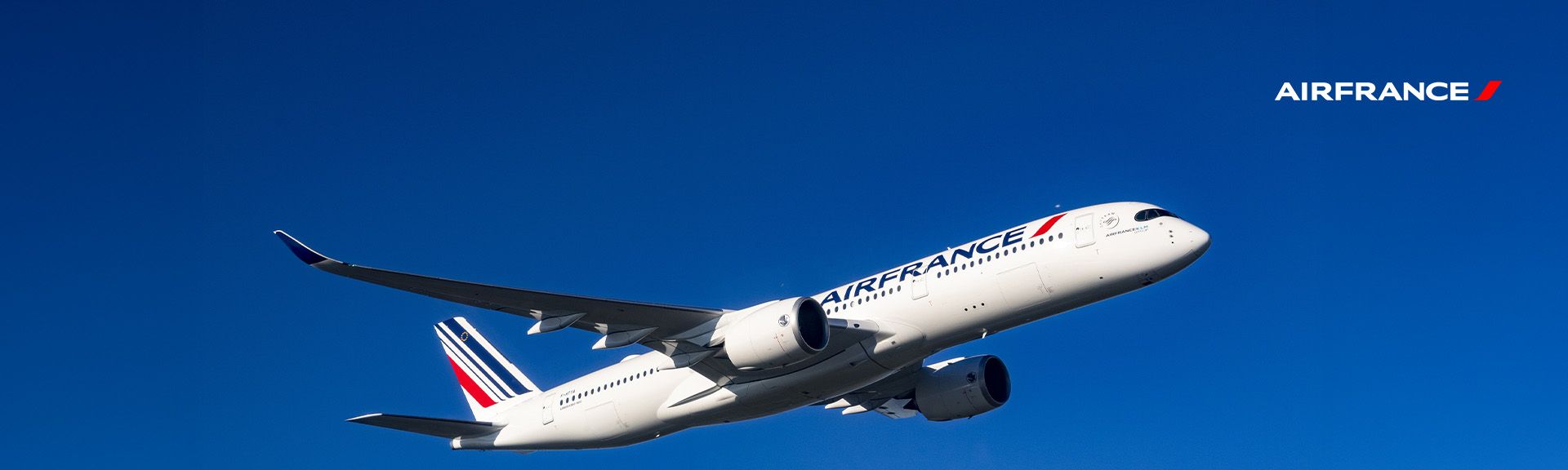Ein Air France Airbus A350 in der Luft