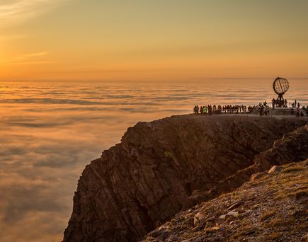 Faszinierendes Naturschauspiel der Mitternachtssonne am Nordkap
