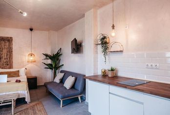 Hotel, Life Astuto Boutique