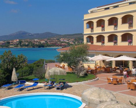 Gabbiano Azzurro Hotel & Suites-1
