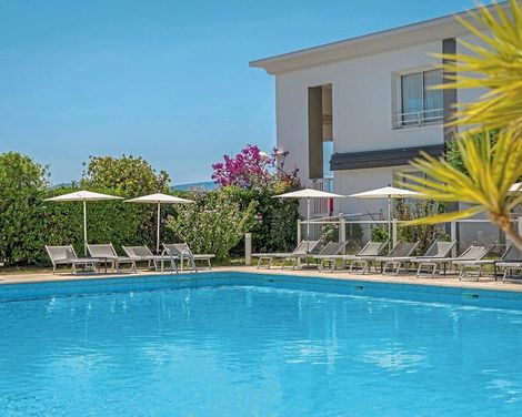 Best Western Plus Hôtel La Marina-3