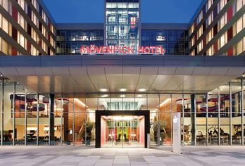 Hotel, Mövenpick Hotel Stuttgart Airport