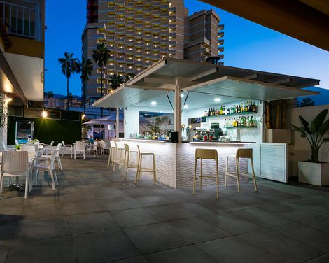 Skyview Hotel by LIVVO-2