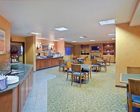 Ramada by Wyndham Kent Seattle Area-2
