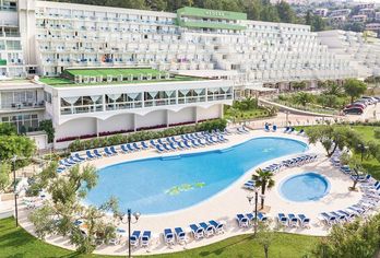 Hotel, Hedera Hotel