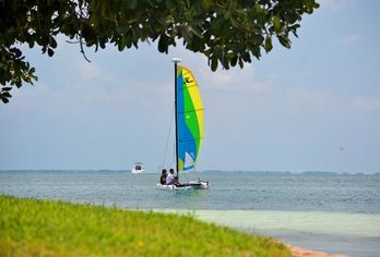 Hotel, Sunset Marina Resort & Yacht Club