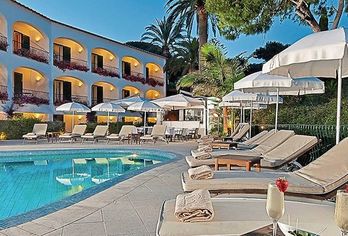 Hotel, Della Piccola Marina