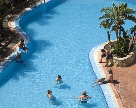 Apartamentos Marola Park-1