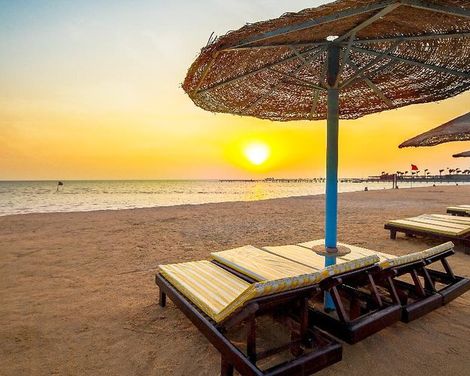 SUNRISE Alora Aqua Park Resort-2