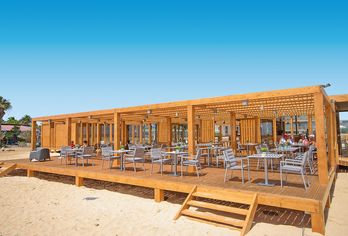 Hotel, Oasis Salinas Sea