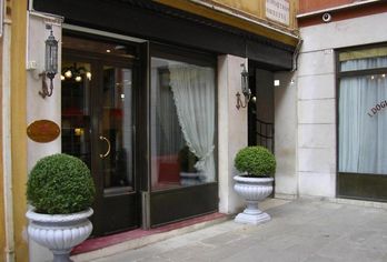 Hotel, San Marco Palace