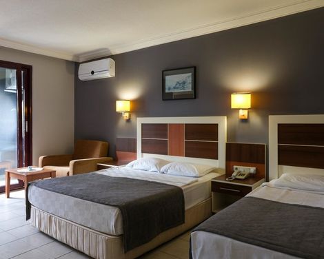 Kaila Krizantem Hotel-0