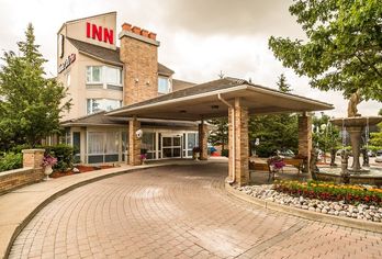 Hotel, Monte Carlo Inn Toronto Markham Suites