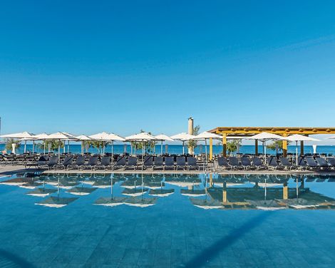 Aparthotel Fontanellas Playa-3