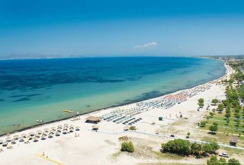 Tigaki Beach