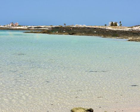 Esmeralda Cotillo Homes by LIVVO-1