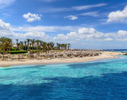 Marsa Alam Blick über das Meer auf den Strand